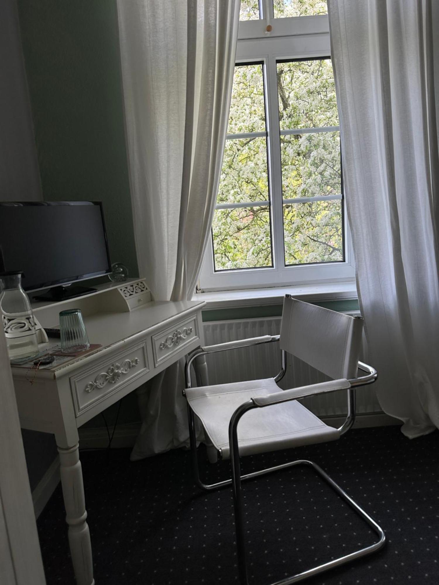 Bed and Breakfast Altes Pastorat Barmstedt Exterior foto
