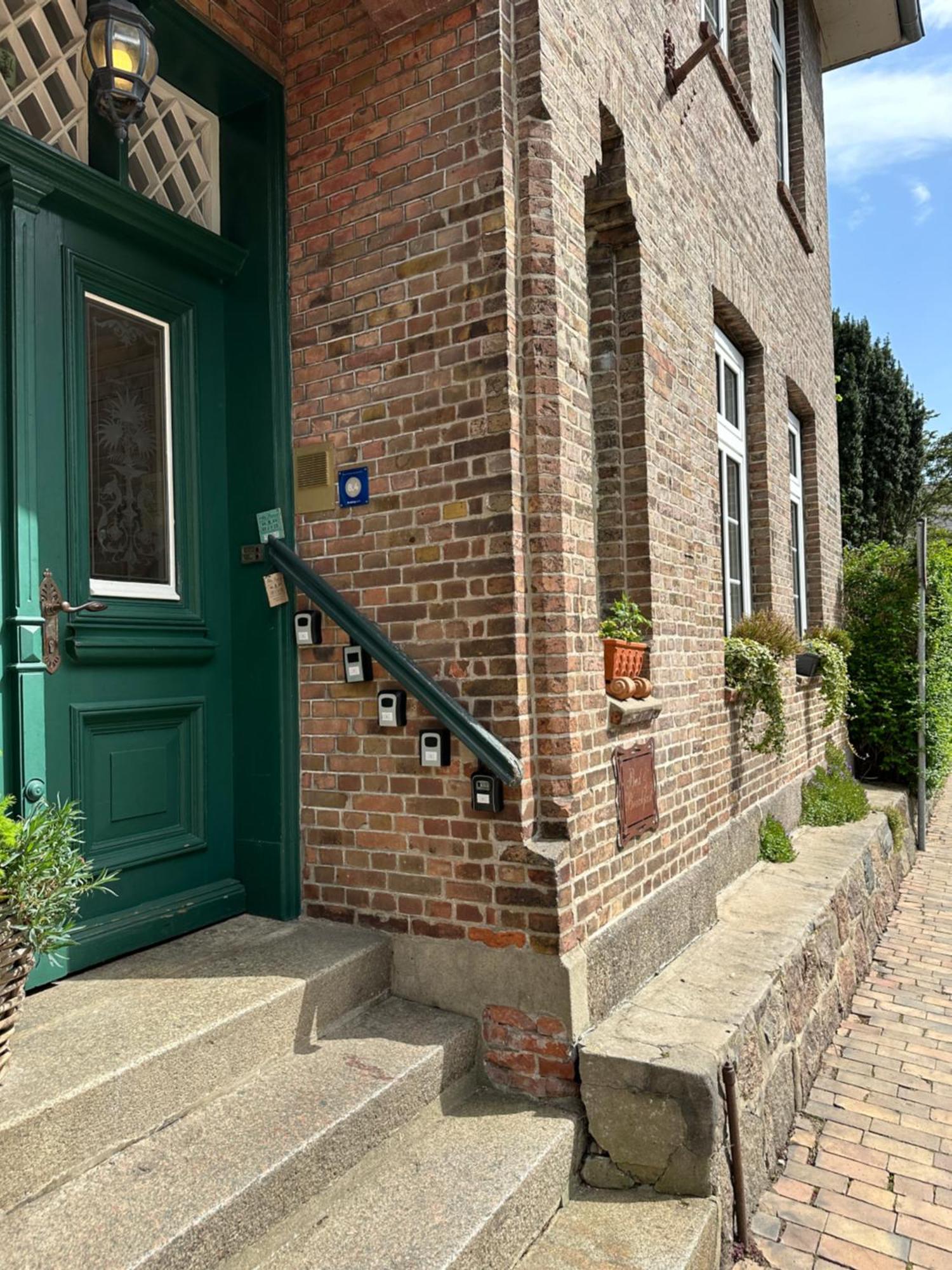 Bed and Breakfast Altes Pastorat Barmstedt Exterior foto